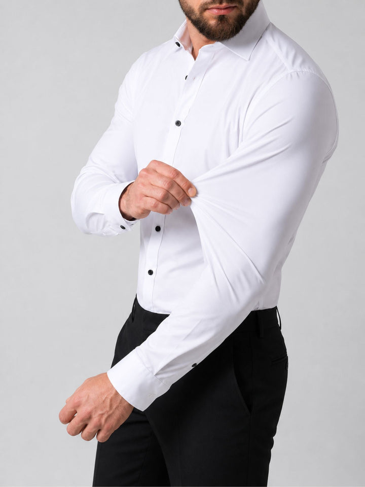 Heren stretch overhemd in klassiek wit, lange mouwen, superieur comfort en bewegingsvrijheid.