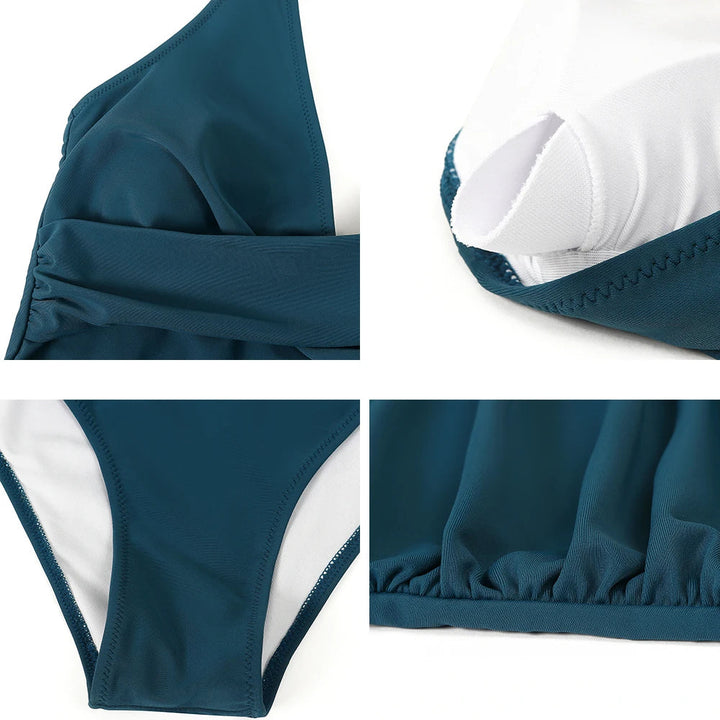 Dames badpak met halternek en chique print voor stijlvolle strandmode