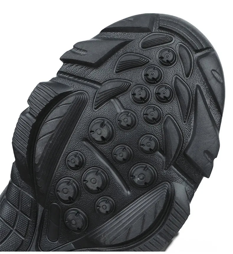 Kaki kleurige snowboots voor heren met stevige grip op de zool