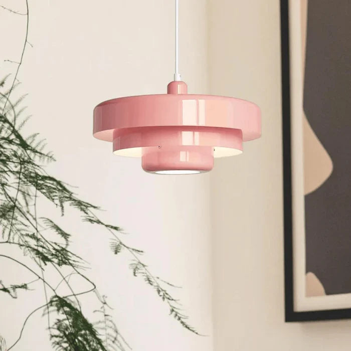 Compacte vintage LED hanglamp, ideaal voor een gezellige hoek, hal of boven een bureau.