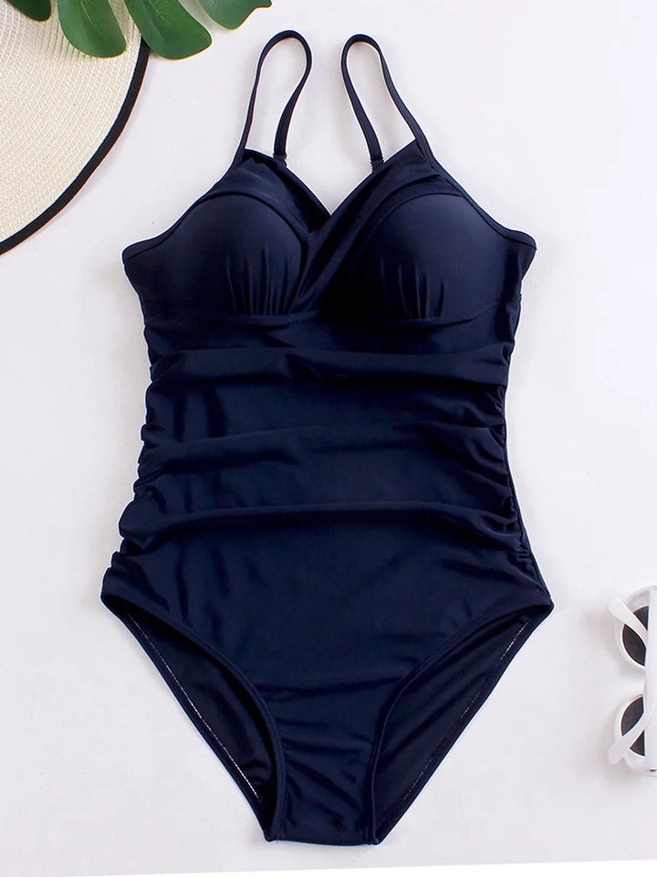 Zomers plus-size dames badpak. Stijlvolle zwemmode, ideaal voor strand en zwembad in grote maten.