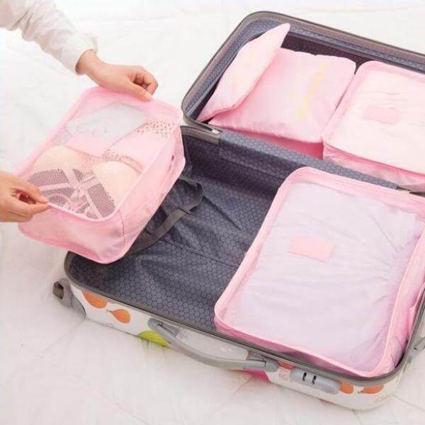 Waterdichte bagage organizers voor bescherming van je kleding en accessoires tijdens het reizen.