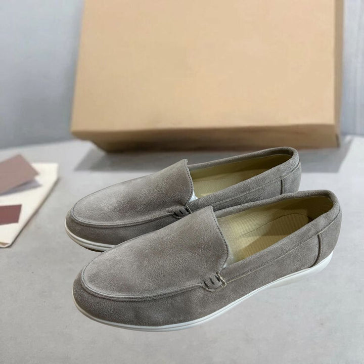 Modieuze heren loafers in old money stijl, elegant gecombineerd als complete schoen