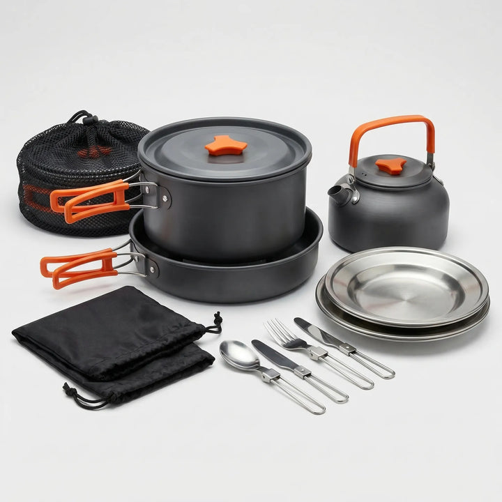 Complete nestbare kookgerei set voor camping en buitenavonturen. Geschikt voor 2-3 personen, compact op te bergen.