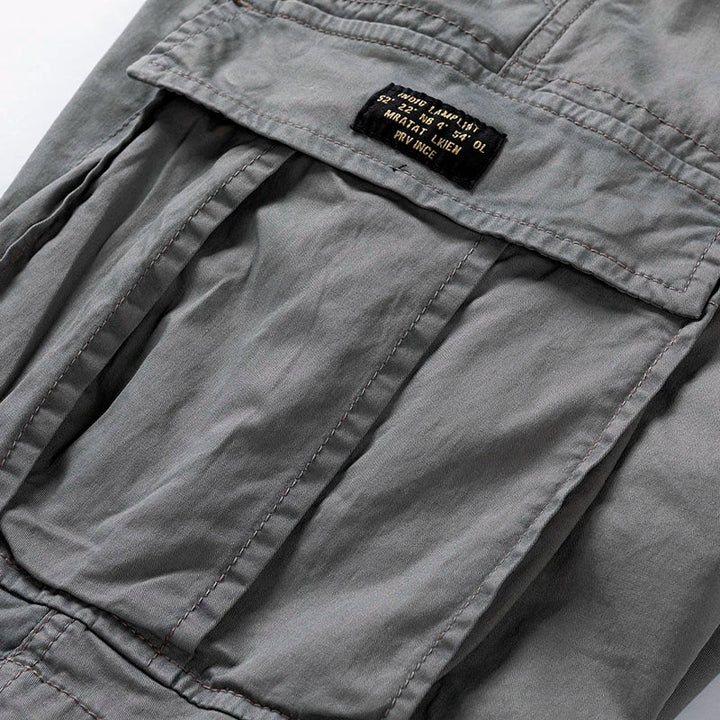 Lichte en luchtige herenkleding voor de zomer: comfortabele korte broek
