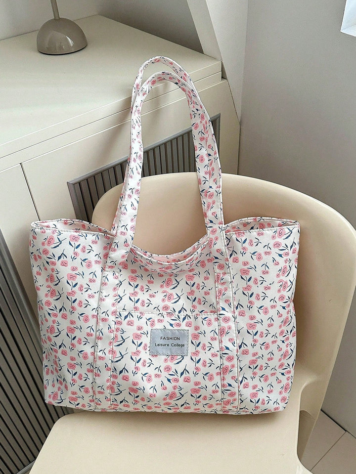 Dames schooltas: Grote en ruime totebag. Comfortabele schoudertas, ook perfect als werktas.