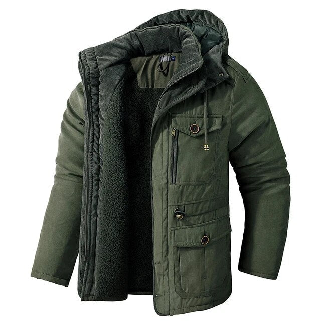 Duurzame heren parka: Legergroene militaire winterjas, ideaal voor buitenactiviteiten en extreme kou.