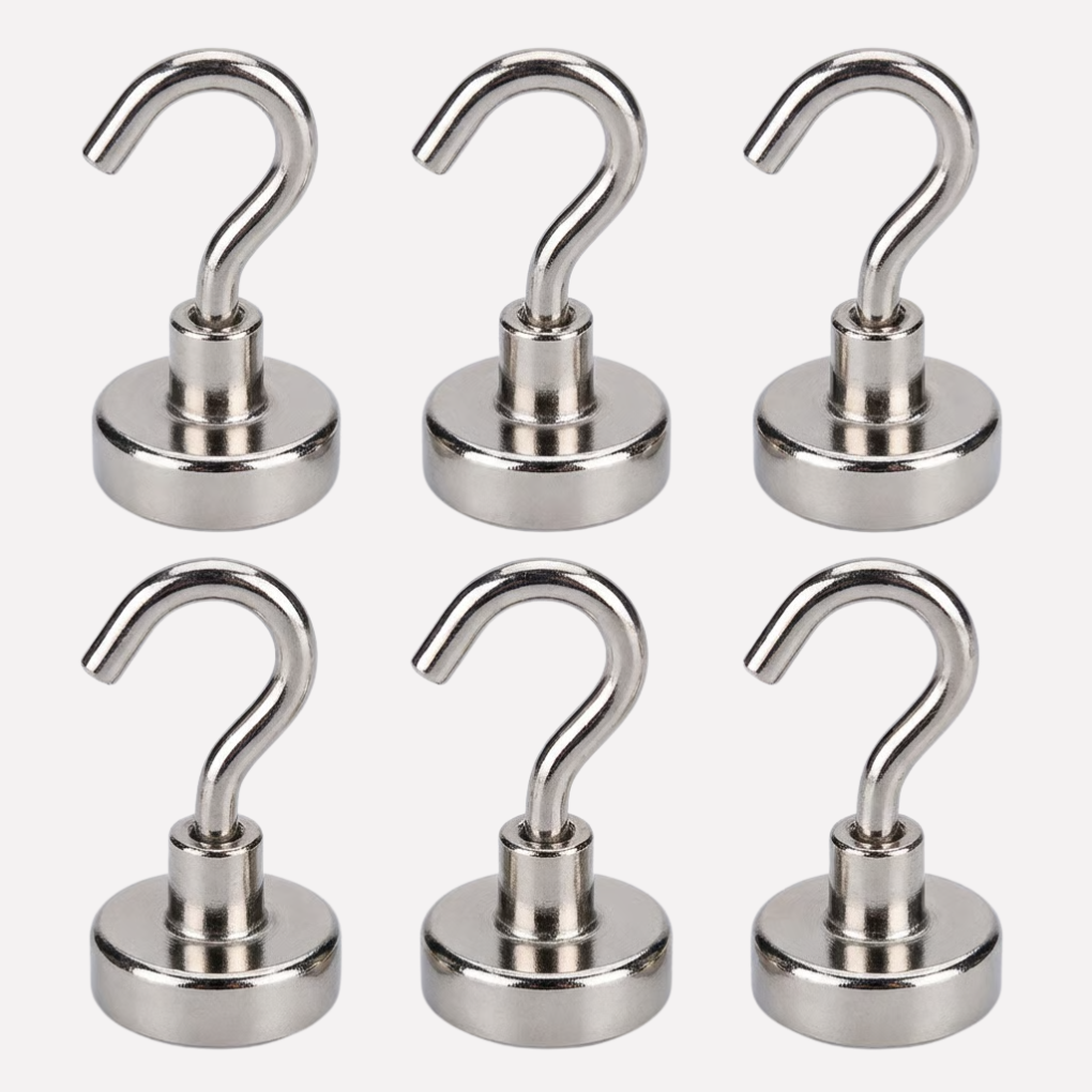 20 zilveren magnetische haken voor organisatie in keuken, garage of kantoor. Sterke magneet ophangsysteem.