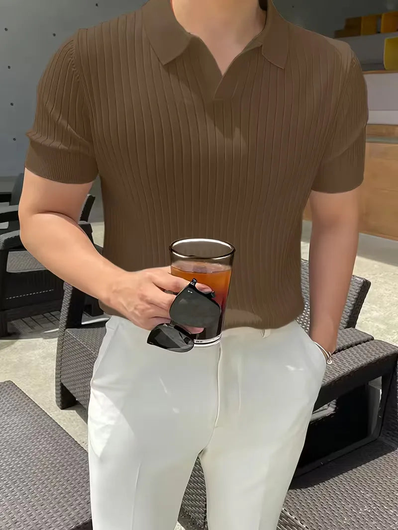 Stijlinspiratie met een khaki heren polo en nette broek