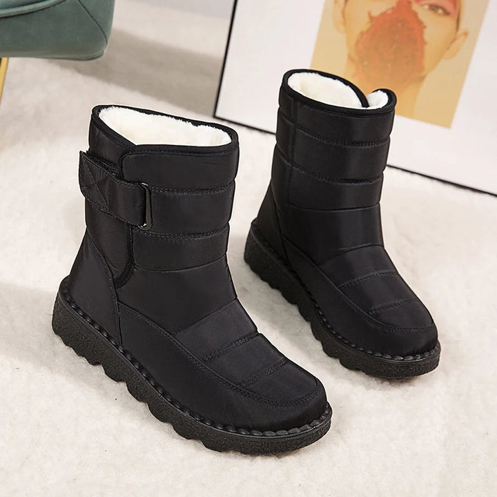 Comfortabele en warme sneeuwlaarzen voor lange winterwandelingen, antislip en waterafstotend.