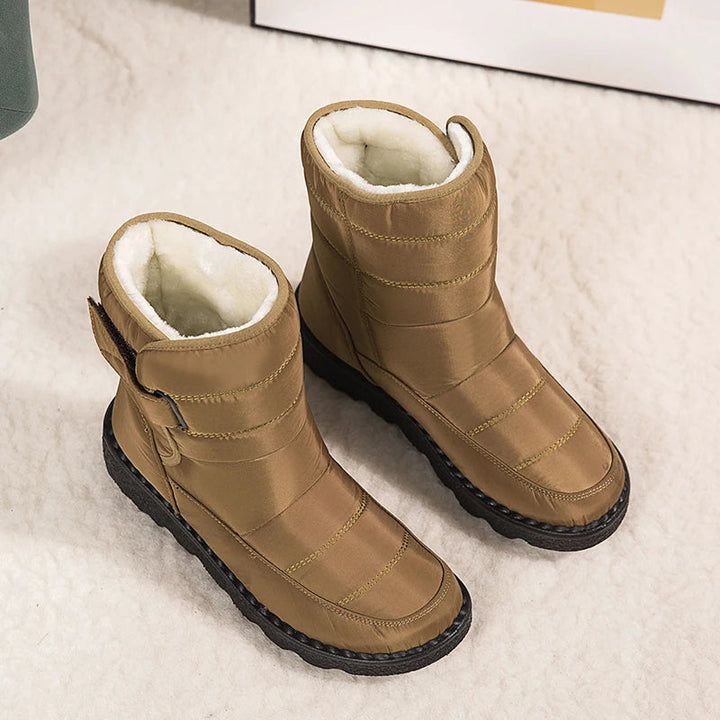 Sneeuwlaarzen met ergonomisch design voor optimaal comfort en ondersteuning, waterdicht en warm.