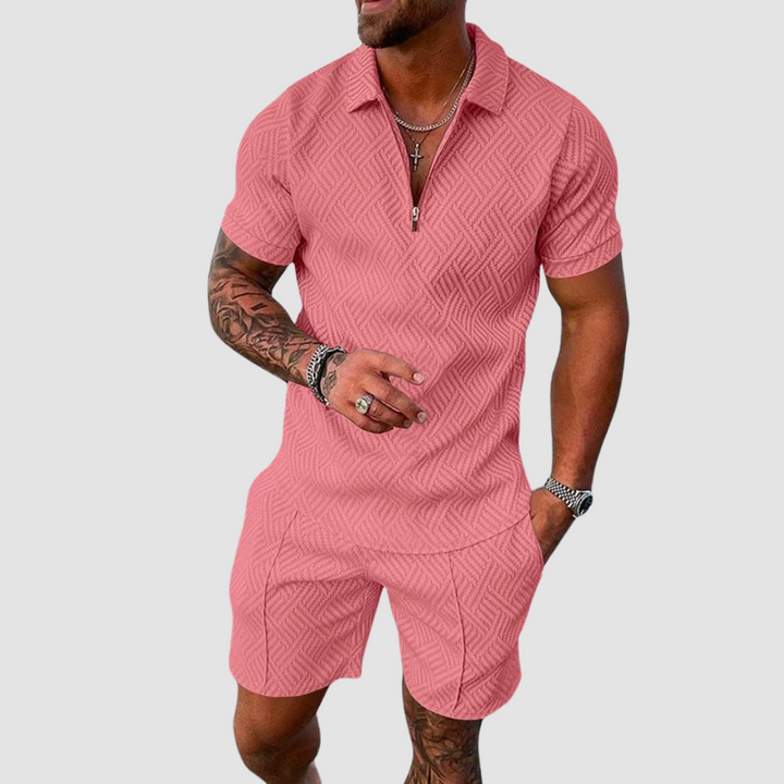 Comfortabele Hoymans heren tweedelige zomerset met short en blouse, ideaal voor stijlvolle ontspanning op strand of terras.