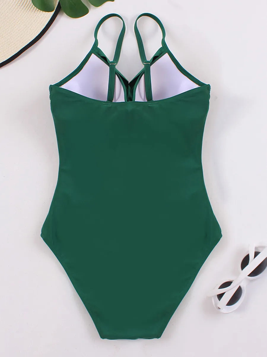 Comfortabel plus-size badpak voor dames. Ideale zwemkleding in grote maten, stijlvol voor strand en zwembad.