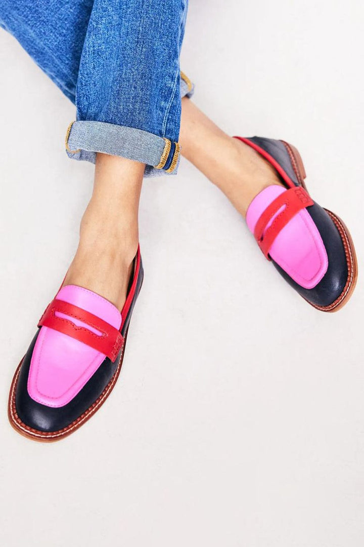 Comfortabele casual loafers voor dames in roze met opvallende tweekleurige accenten