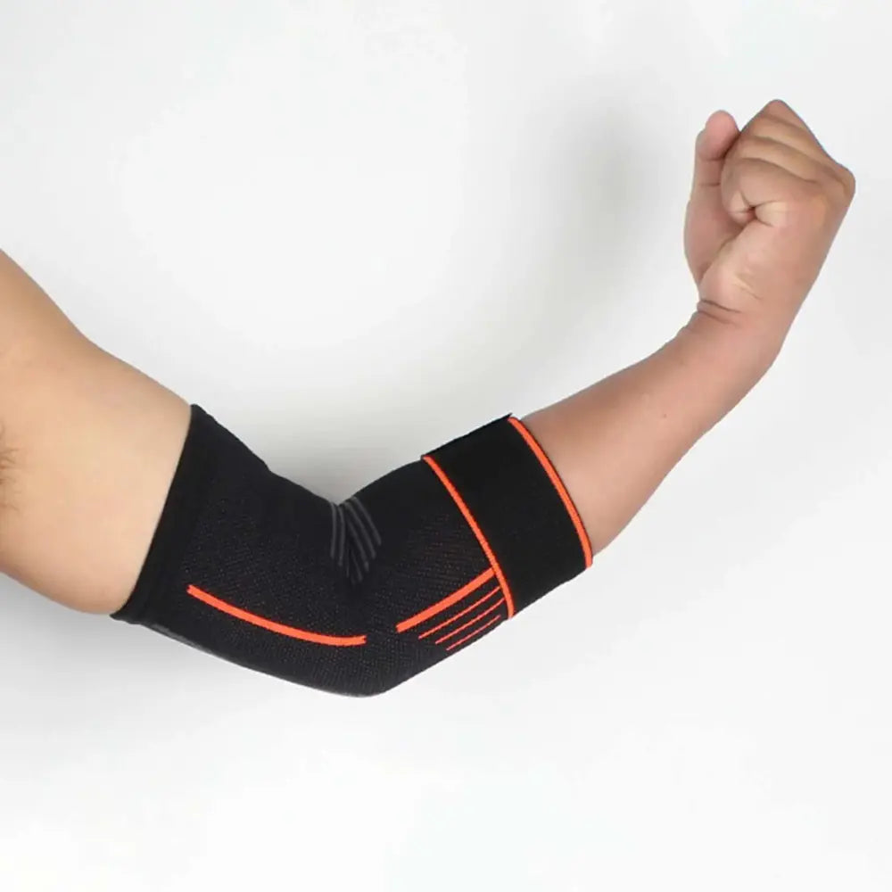 Zijdezachte sportbrace voor de elleboog getoond in een strakke productopstelling