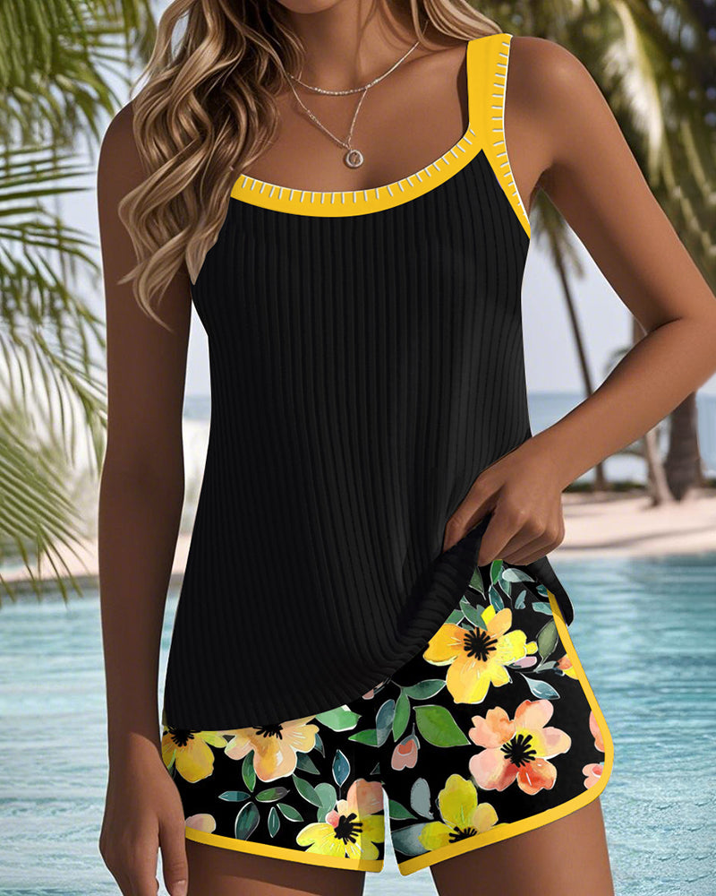Elegante tankini set met blauwe accenten voor de zomer
