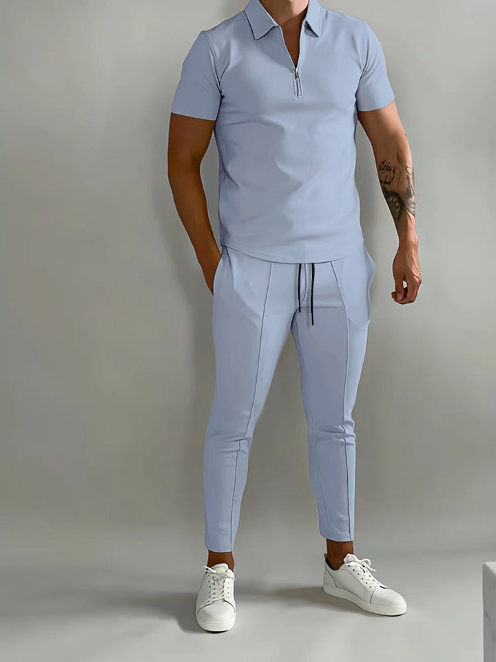 Comfortabele heren trainingspak set. Stijlvolle athleisure outfit voor mannen, perfect als sport- of vrijetijdskleding.