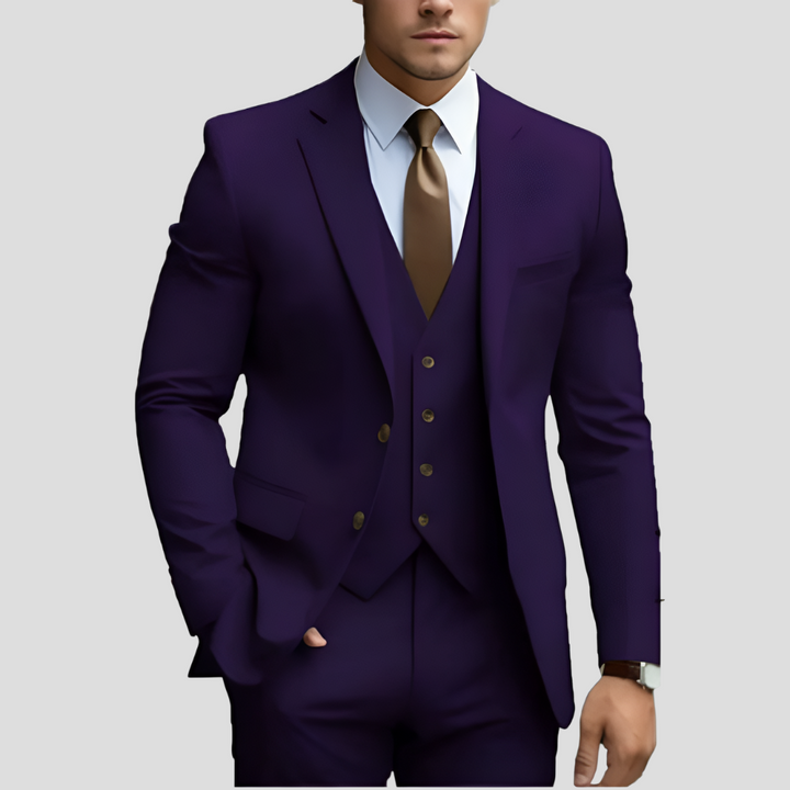 Beige 3-delig slimfit herenkostuum, geschikt voor bruiloften en zomerse formele events. Comfortabele, moderne pasvorm.