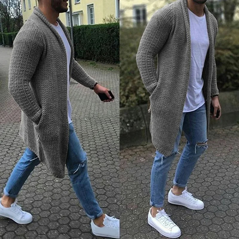 Trendy heren lang vest, slim-fit en warm gebreid. Comfortabel en modieus voor de moderne man.