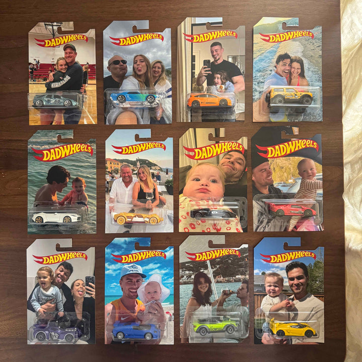 Gepersonaliseerde cadeauverpakking voor speelgoedauto. Hot Wheels compatibel, met jouw foto en tekst.