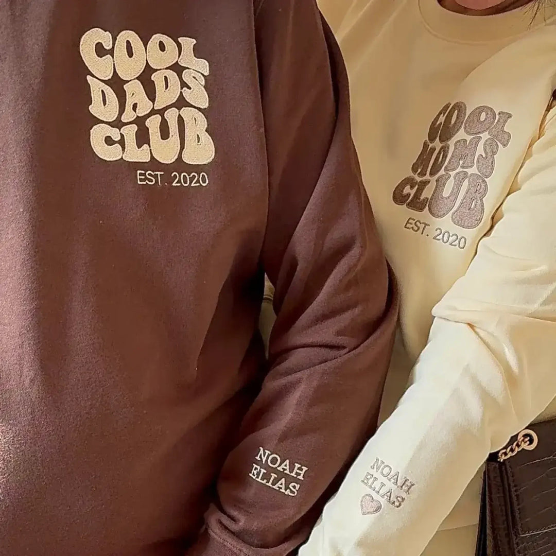 Stijlvolle dameskleding: gepersonaliseerd T-shirt, sweatshirt of hoodie met uniek borduurwerk.