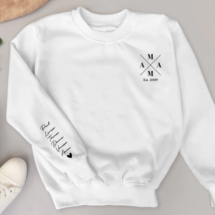 Stijlvolle beige dames sweater met personaliseerbare tekst op de mouw