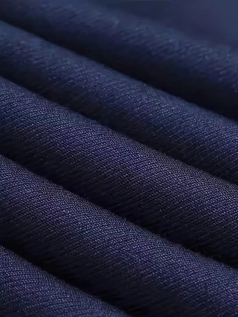 Knoopsluiting en mouwdetails van het slim fit colbert