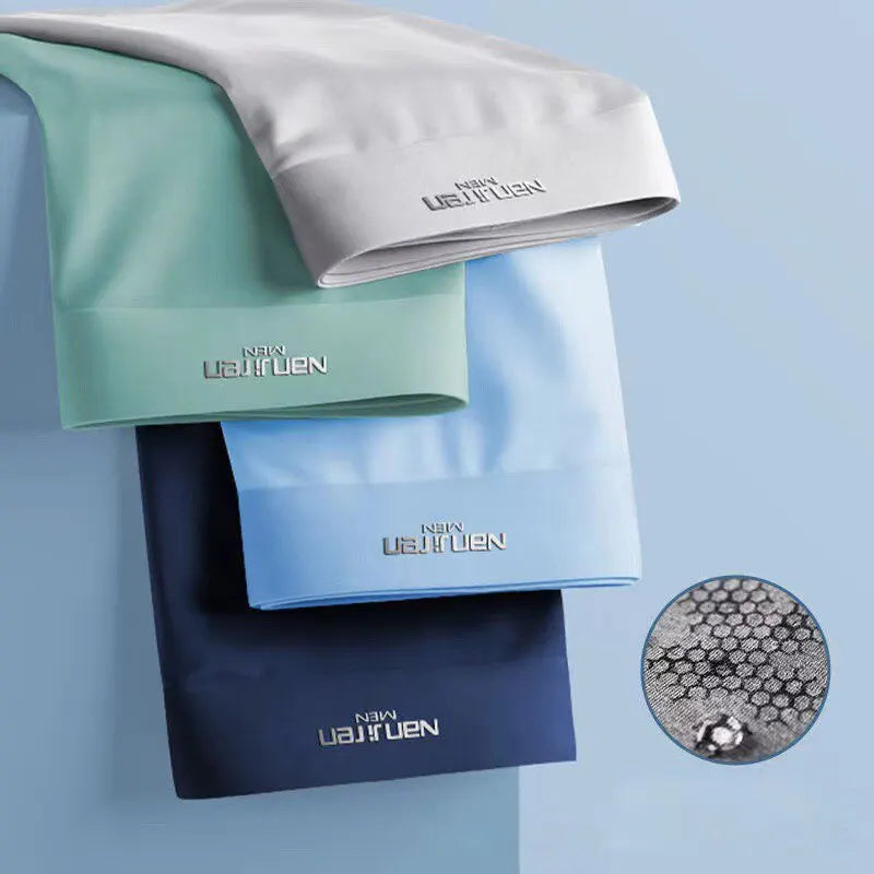 Premium heren FrostFlex Ice Silk boxershorts. Deze 4-pack biedt zijdezacht comfort en ademende eigenschappen.