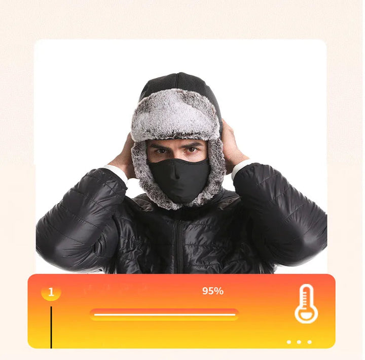 De muts aan de achterkant, met aandacht voor de pasvorm en nekbescherming