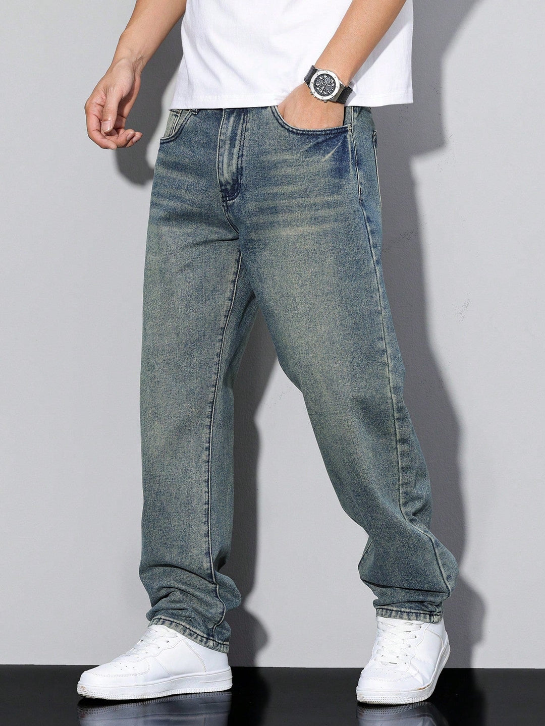 Jongens en heren baggy jeans, streetwear stijl met comfortabele wijde pijpen, tijdloos design.