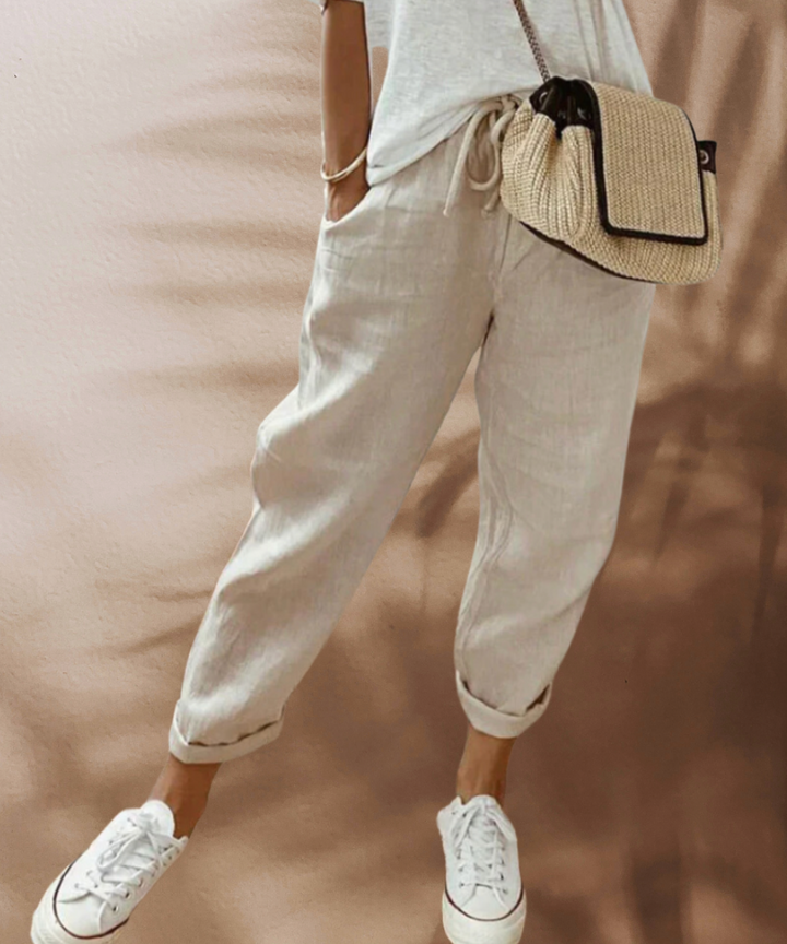 Stijlvolle casual dames zomerbroek van ademend linnen, ideaal voor comfort op warme dagen.