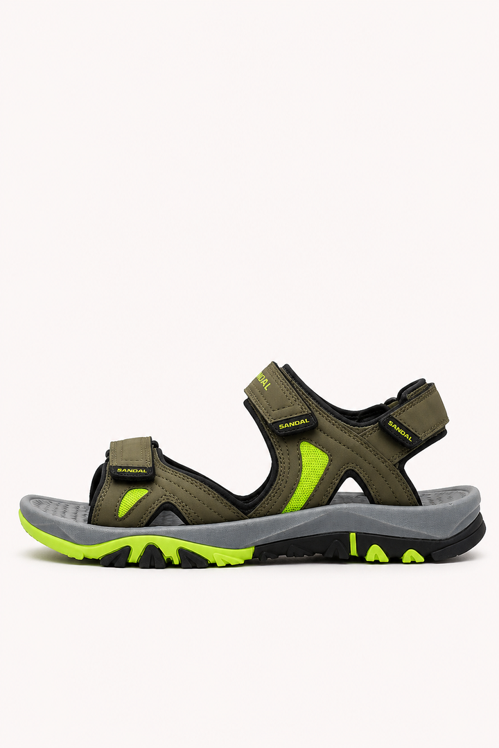 Heren zomer sandalen met robuuste zool en verstelbare bandjes, ideaal voor actieve mannen.