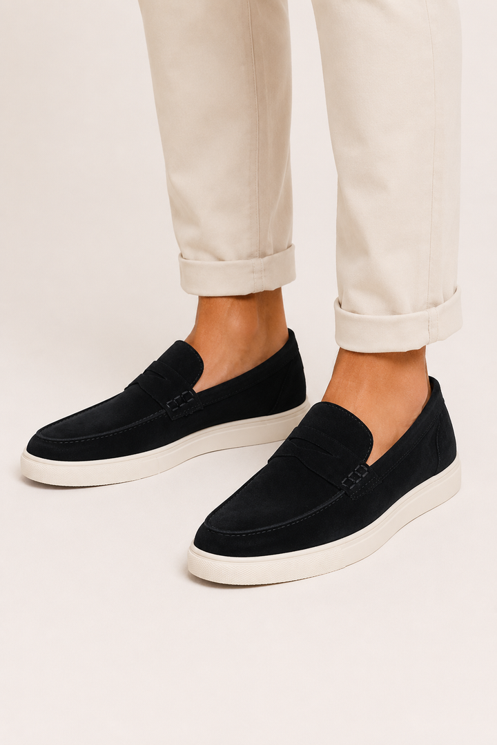 Heren casual mocassins met flexibele sneakerzool. Comfortabele instappers, ideaal voor smart casual kantoorstijl.