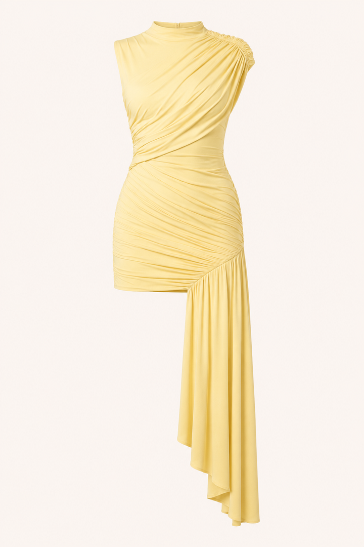 Stijlvolle elegante korte jurk voor vrouwen. Deze gedrapeerde off-shoulder damesjurk is perfect als feestjurk.