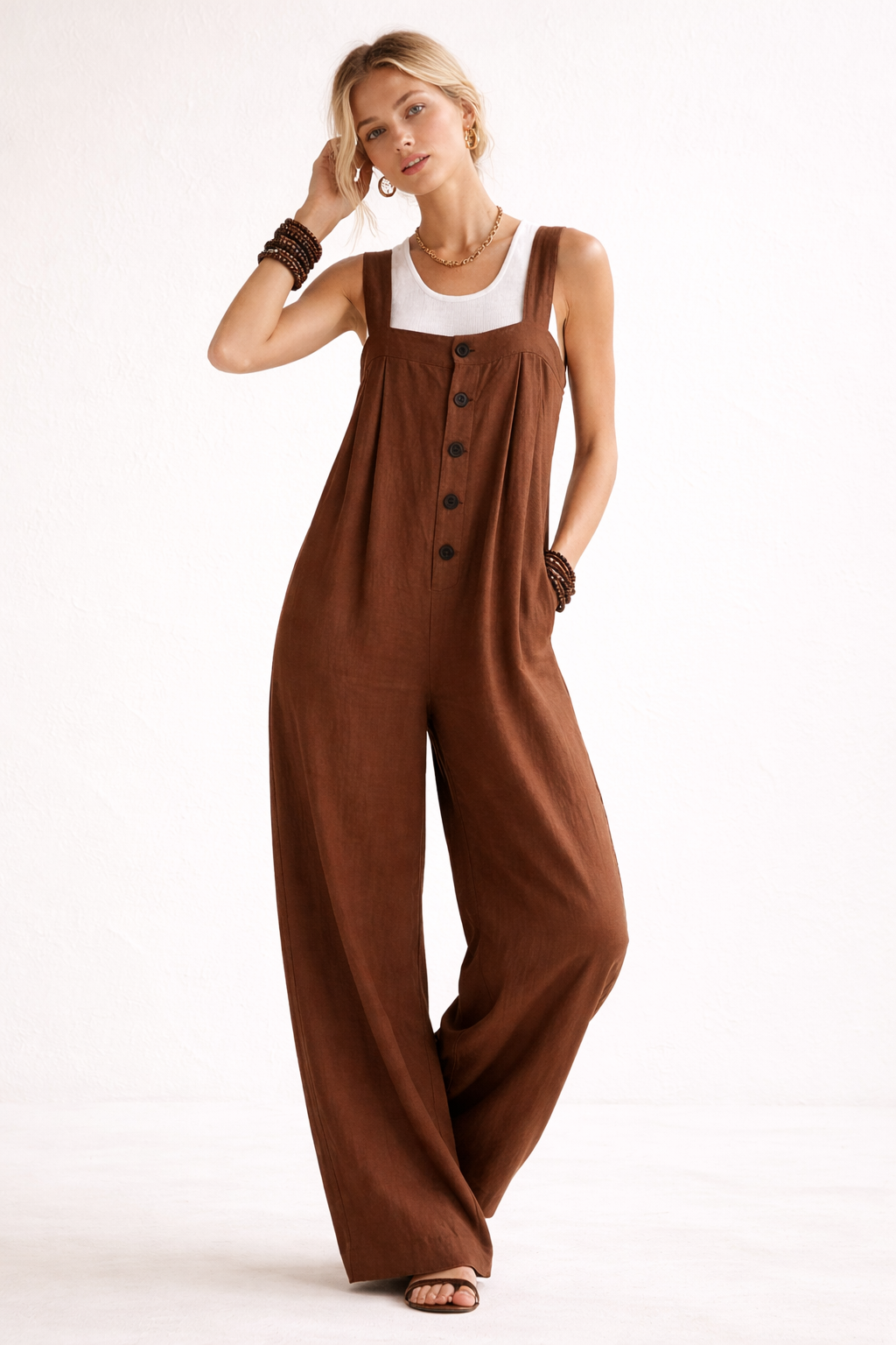 Comfortabele zomer jumpsuit met brede schouderbanden voor dames, perfect voor warm weer.