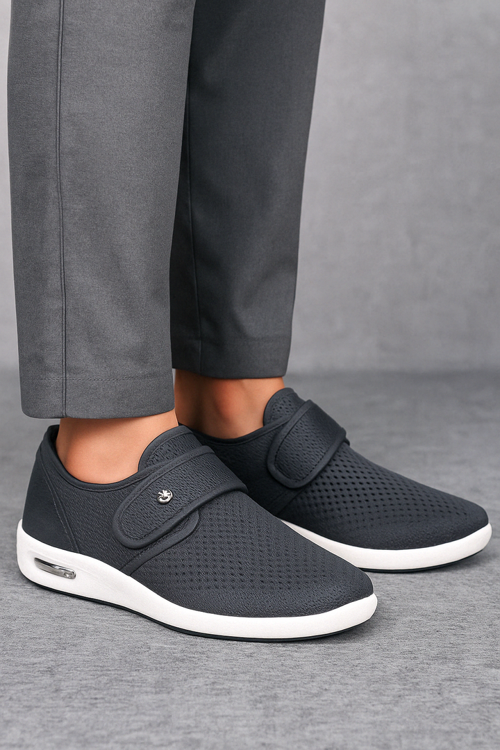 Trendy diabetische schoenen voor dames in een brede uitvoering met handige klittenbandsluiting