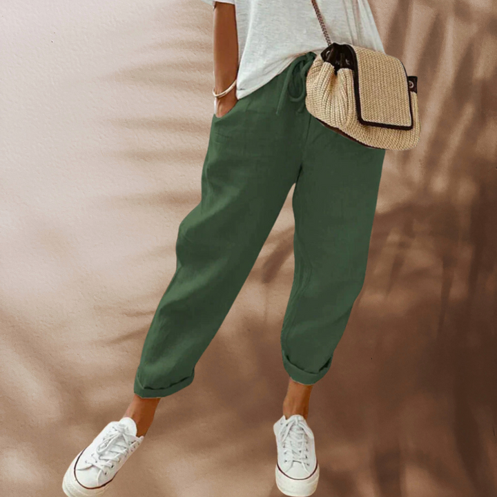 Veelzijdige casual dames zomerbroek, perfect voor zowel ontspannen als stijlvolle zomeroutfits.