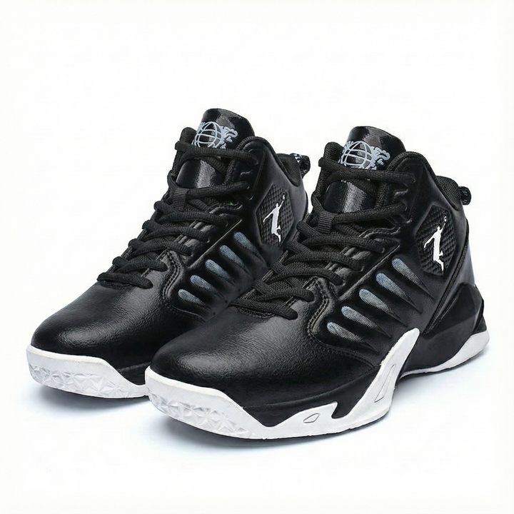 Witte heren basketbalschoenen met antislipzool voor optimale grip en prestatie op het veld.