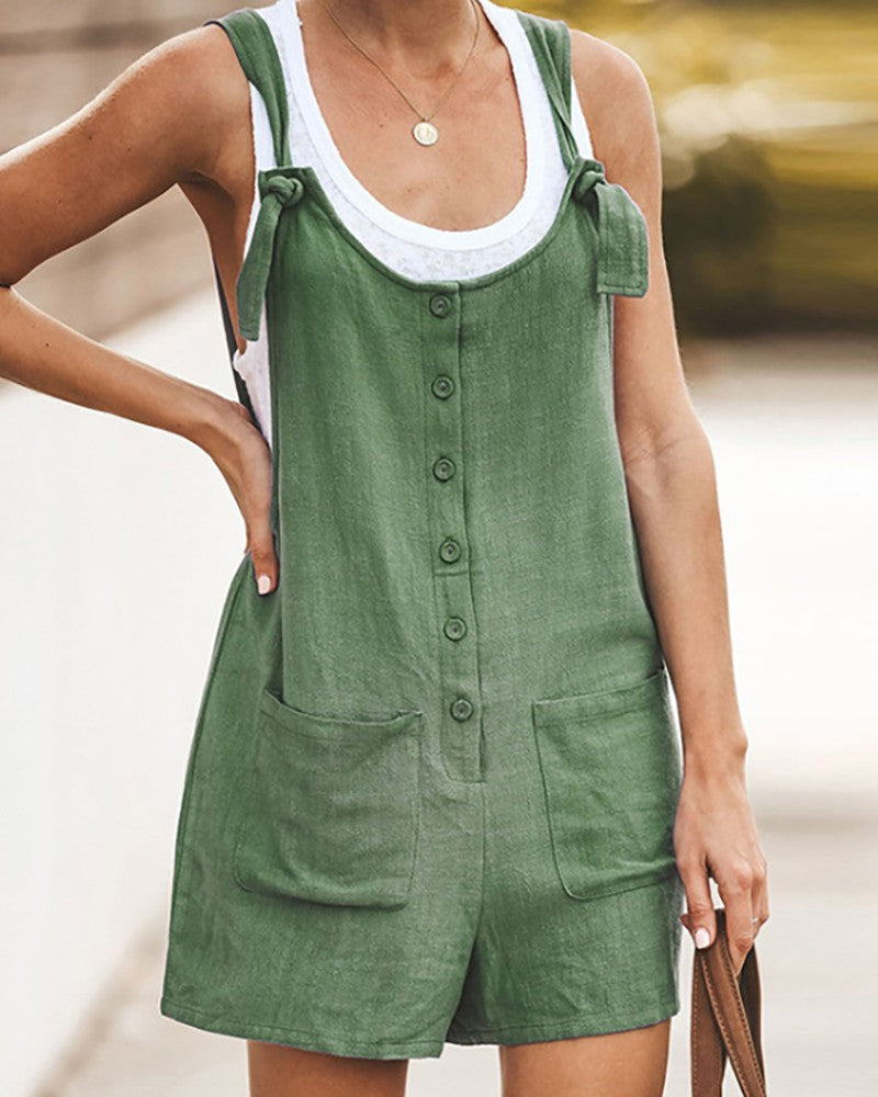 Stijlvolle outfit voor vrouwen: een loszittende jumpsuit die bewegingsvrijheid en elegantie combineert.