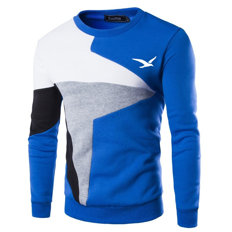 Blauwe herentrui met moderne kleurencombinatie