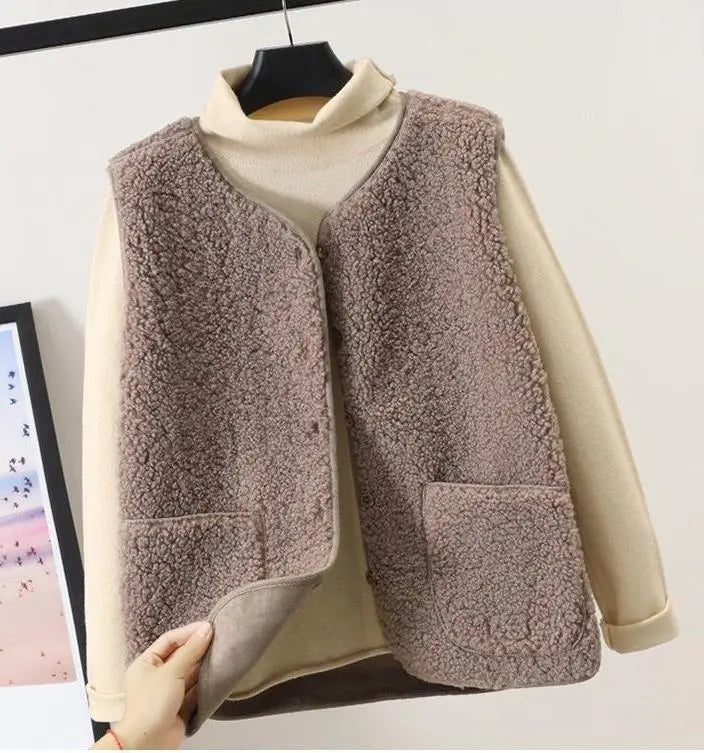 Licht khaki fleecevest voor dames met knoopsluiting