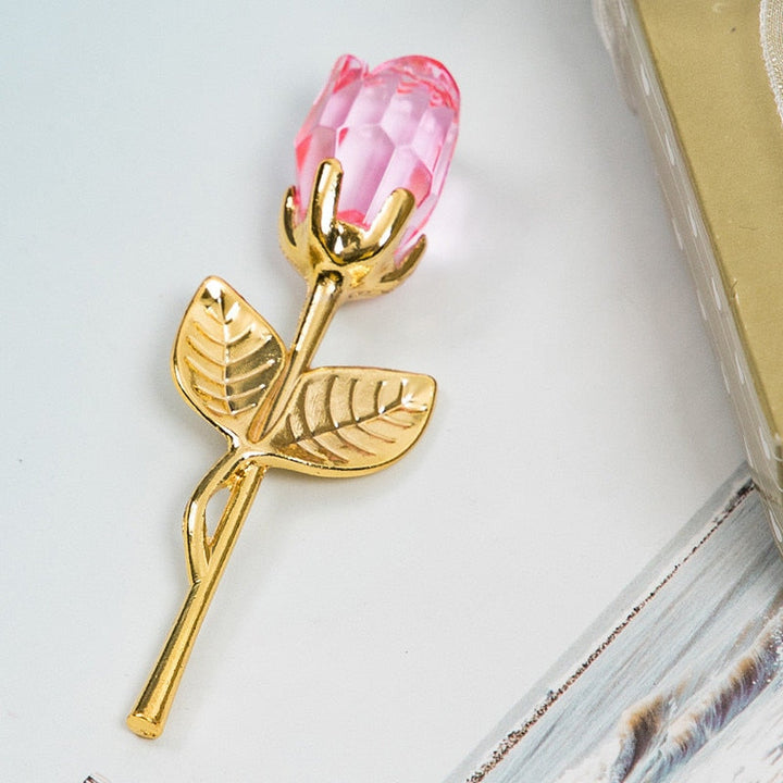 Kristallen roos decoratie voor valentijn en liefde
