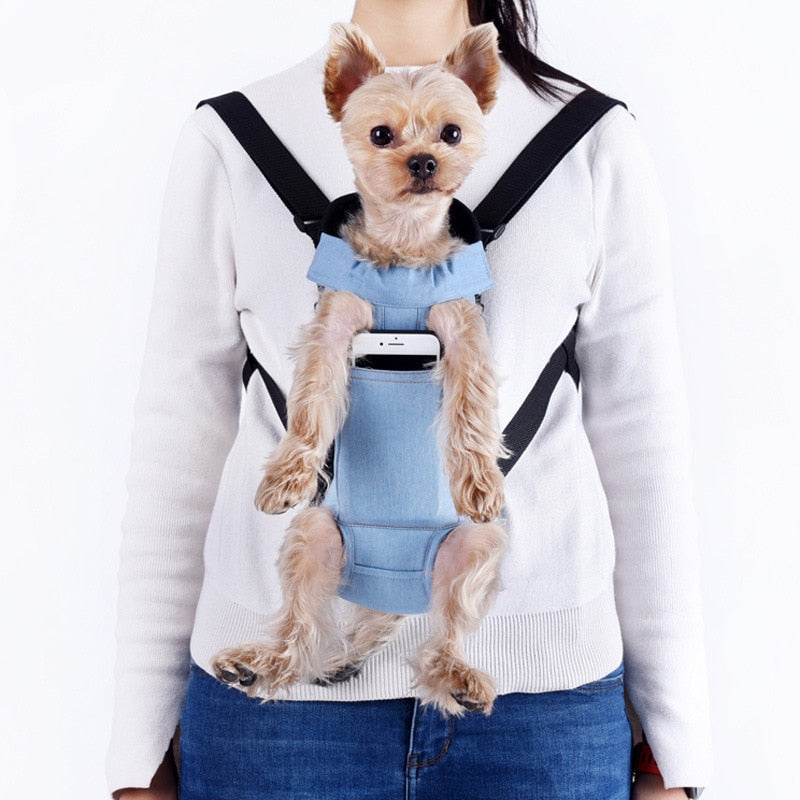 Comfortabele draagzak voor puppy of kleine hond. Veilig vervoer in rugzakstijl voor buitenleven.