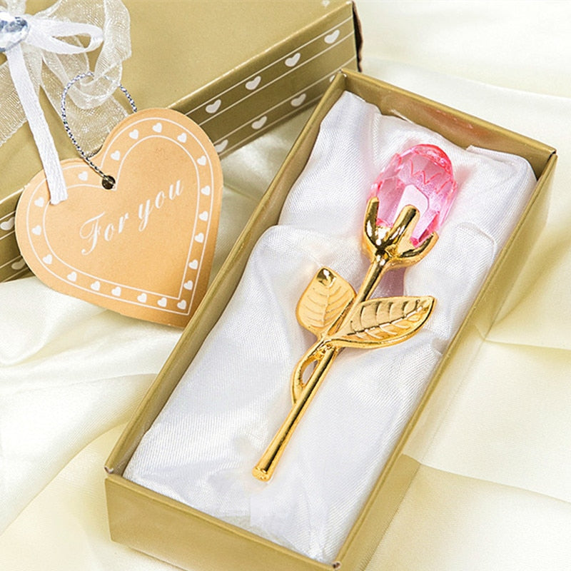 Glazen roos cadeau voor haar in luxe geschenkdoos van dichtbij