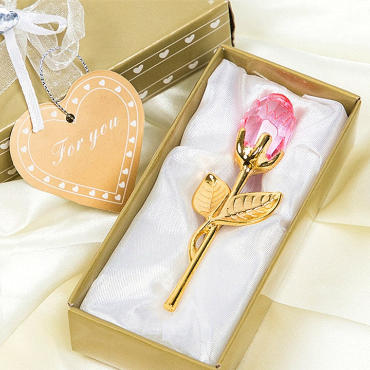Glazen roos cadeau voor haar in luxe geschenkdoos van dichtbij