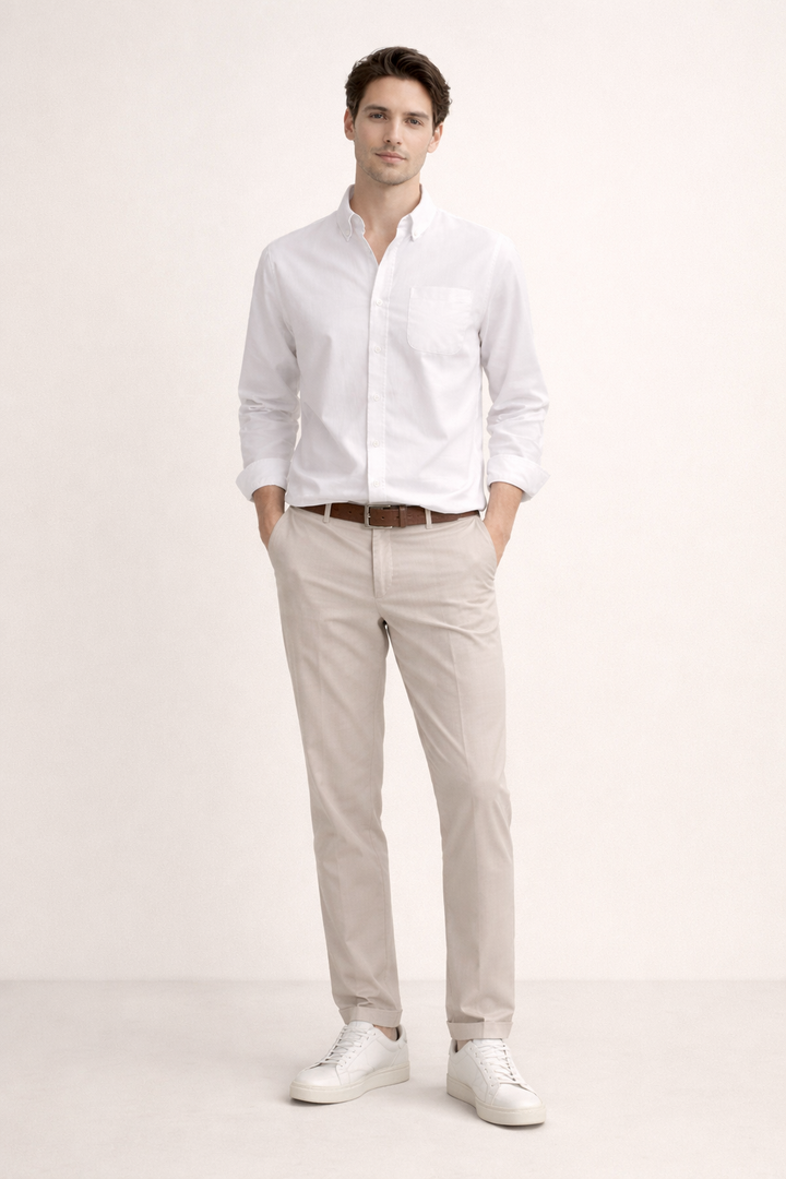 Klassiek comfortabel herenoverhemd met lange mouwen, perfect voor zakelijk of casual gebruik, veelzijdige herenmode.