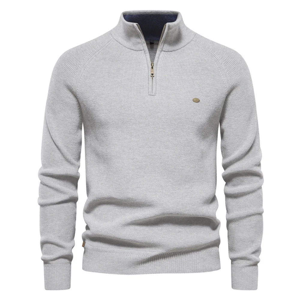 Lichtgrijze heren half zip trui met opstaande kraag en korte rits aan de voorkant