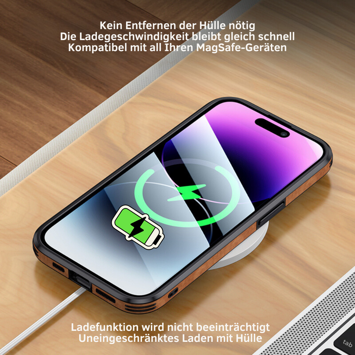 Diepblauw leren iPhone hoes, combineert luxe met dagelijkse duurzaamheid.