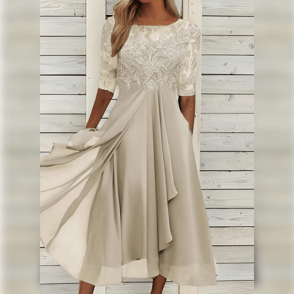 Beige kanten jurk voor dames in trendy stijl