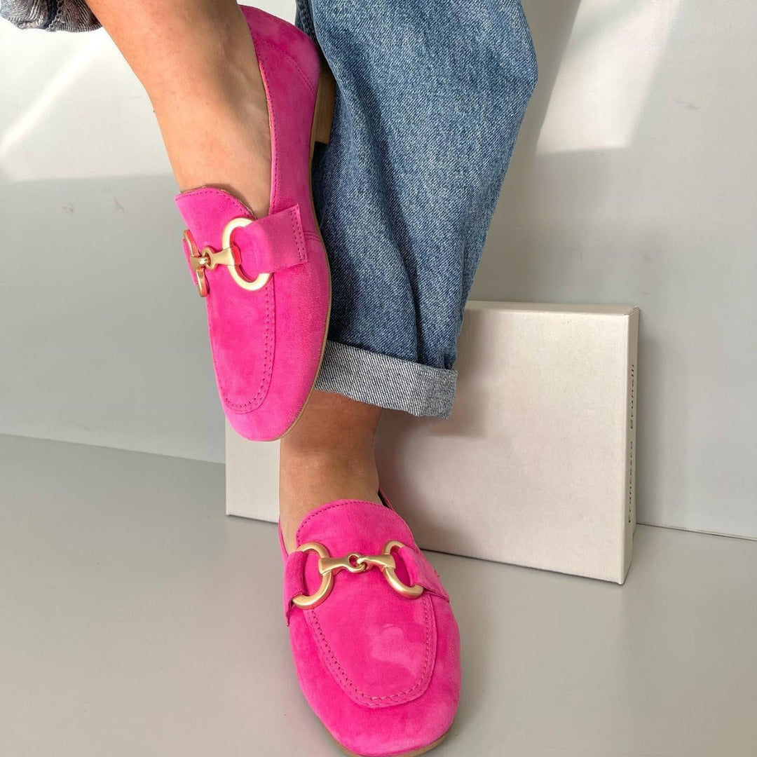 Stijlvolle roze dames loafers perfect voor een casual of chique lente- en zomerlook.